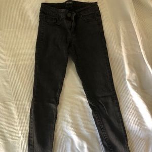 Black Skinny Jeans